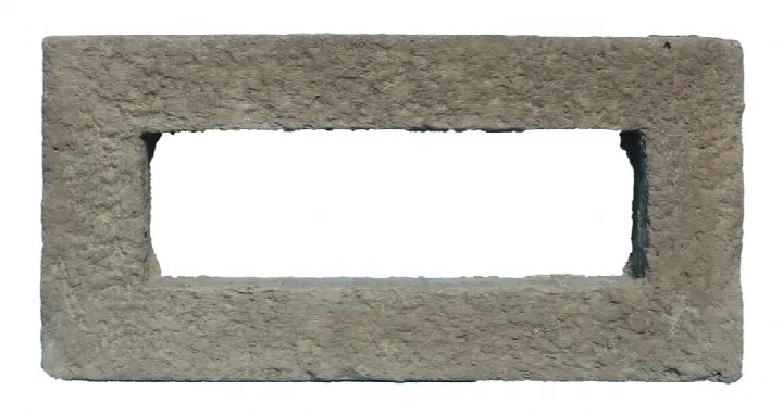 Üçlü priz kutusu, taş dokulu beton